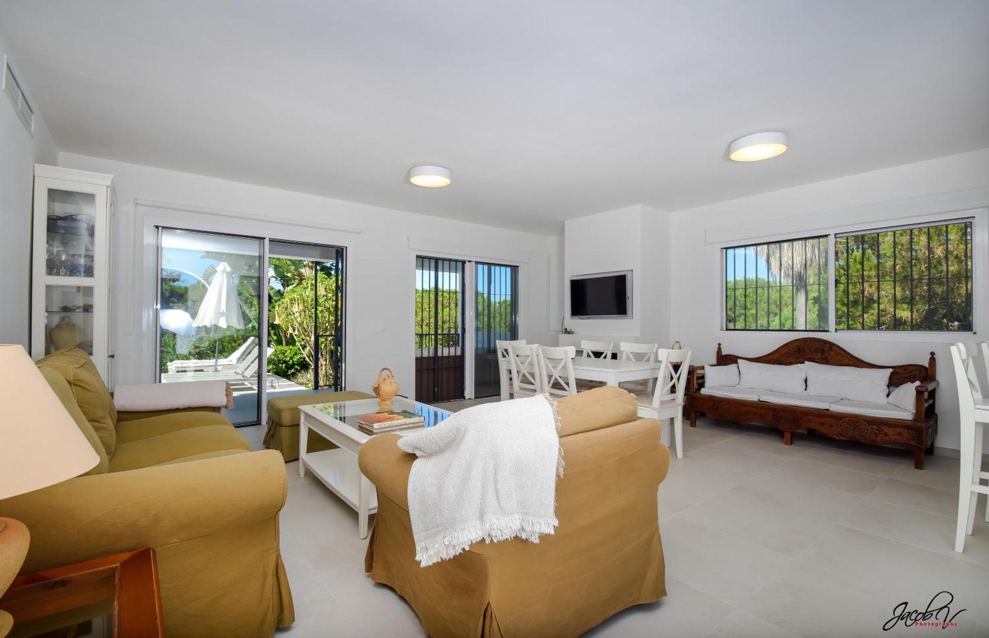 Great Villa Near Beach And มาร์เบยา ภายนอก รูปภาพ